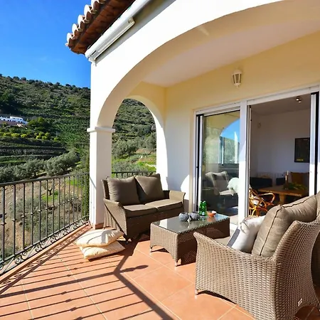 Casa Amarilla, Luxury Country With Pool And Parking Hansonholiday * Фрихилиана